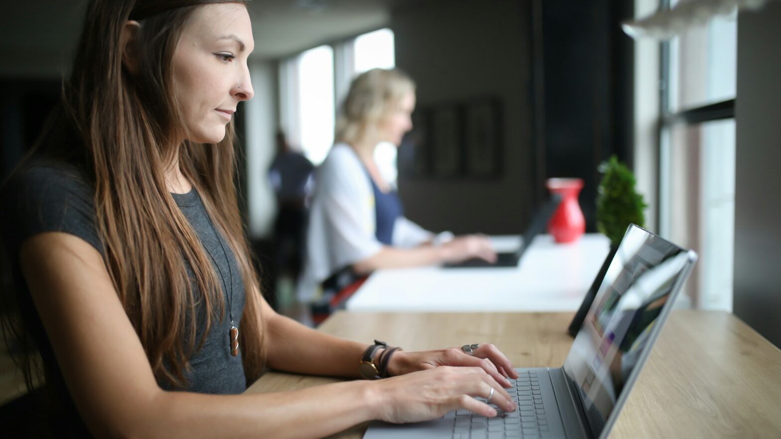 womn in an office - Behavioral Health Credentialing Checklist